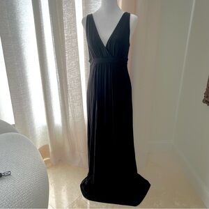 Karen Kane Black Sleeveless V-Neck Maxi Dress